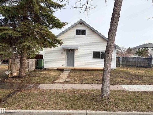 5107 52 Ave   Bonnyville Town, AB T9N 2A6