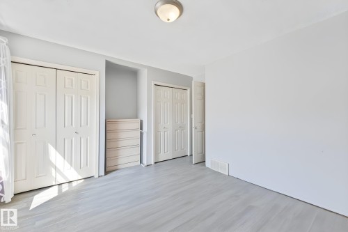 14072 151 Avenue Nw, Edmonton, AB - Indoor Photo Showing Other Room