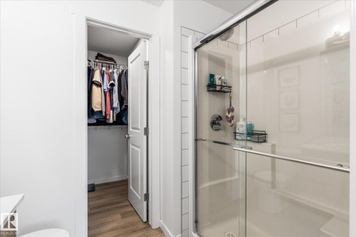 #104 860 Secord Bv Nw, Edmonton, AB - Indoor Photo Showing Bathroom