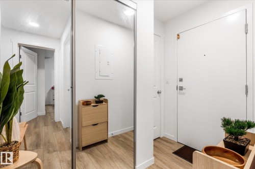 #104 860 Secord Bv Nw, Edmonton, AB - Indoor Photo Showing Other Room