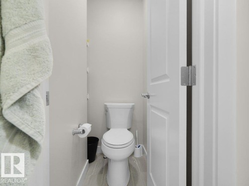 #32 1005 Graydon Hill Bv Sw, Edmonton, AB - Indoor Photo Showing Bathroom