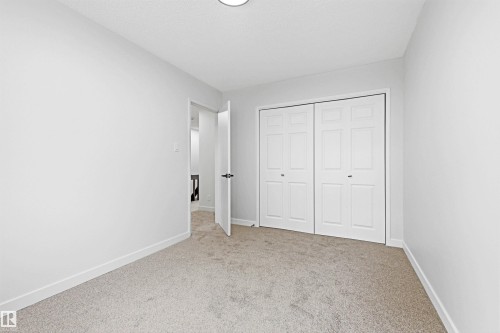 414 Village On The Green Nw, Edmonton, AB - Indoor Photo Showing Other Room