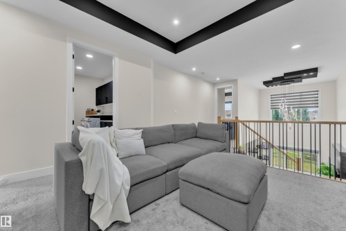 3924 41 Avenue, Beaumont, AB - Indoor Photo Showing Living Room