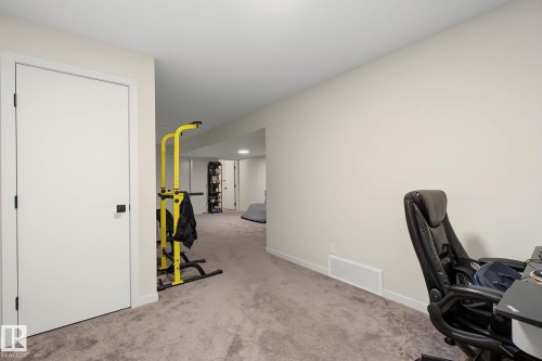 3313 Kulay Way Sw, Edmonton, AB - Indoor