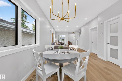 5604 105 Avenue Nw, Edmonton, AB - Indoor Photo Showing Dining Room