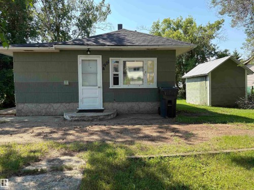 4901 53 Avenue, Elk Point, AB - Outdoor