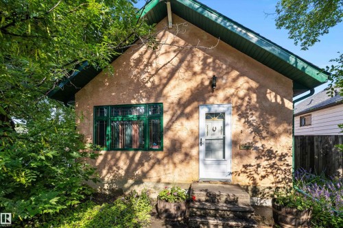 11253 89 Street Nw, Edmonton, AB - Outdoor