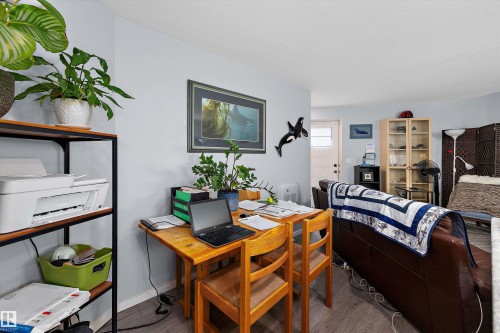 11253 89 Street Nw, Edmonton, AB - Indoor