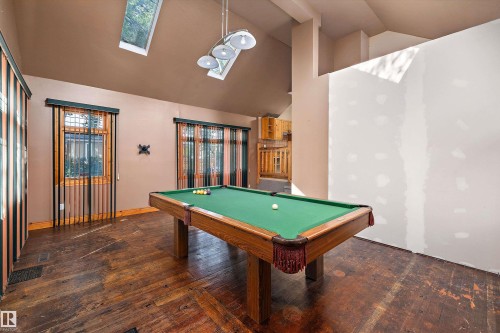 11253 89 Street Nw, Edmonton, AB - Indoor Photo Showing Other Room