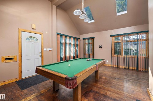 11253 89 Street Nw, Edmonton, AB - Indoor Photo Showing Other Room