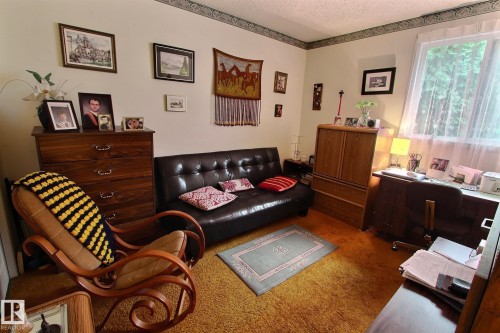 14626 52 Street Nw, Edmonton, AB - Indoor