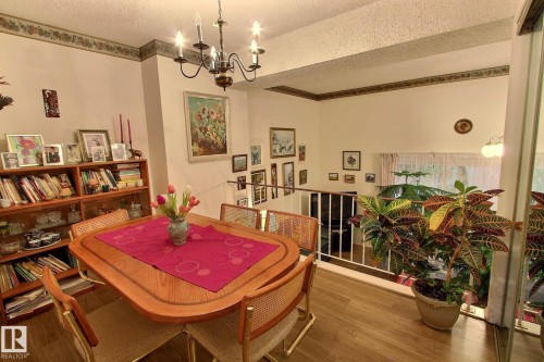 14626 52 Street Nw, Edmonton, AB - Indoor Photo Showing Dining Room
