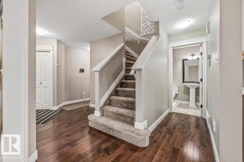 1416 56 Street Sw, Edmonton, AB - Indoor Photo Showing Other Room