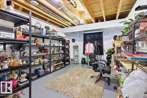 28 Sutherland Street, Leduc, AB - Indoor