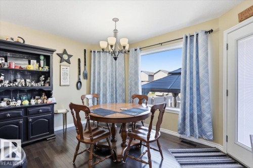 28 Sutherland Street, Leduc, AB - Indoor Photo Showing Dining Room