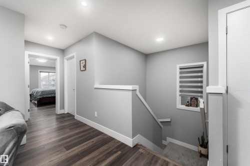 1613 Enright Way Nw, Edmonton, AB - Indoor Photo Showing Other Room