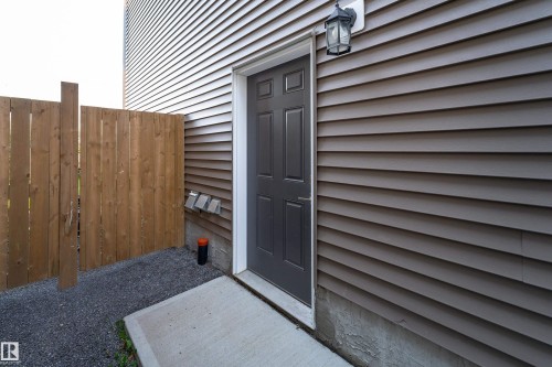 1613 Enright Way Nw, Edmonton, AB - Outdoor