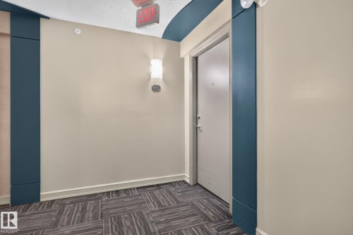#411 4407 23 St Nw, Edmonton, AB - Indoor Photo Showing Other Room