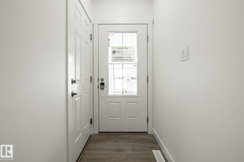 #37 7110 Keswick Cm Sw, Edmonton, AB - Indoor Photo Showing Other Room