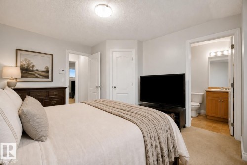 #6 12050 17 Av Sw, Edmonton, AB - Indoor Photo Showing Bedroom
