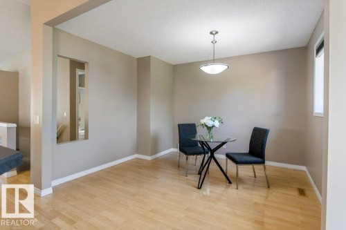 3 Holly Place, St. Albert, AB - Indoor