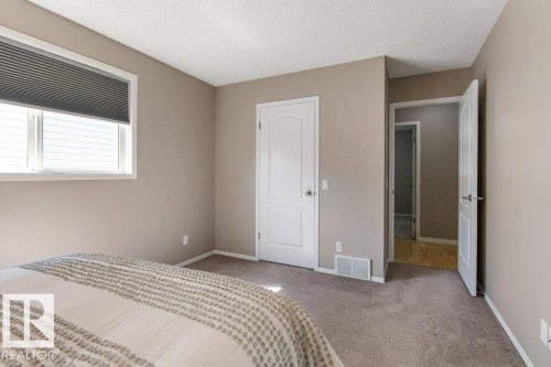 3 Holly Place, St. Albert, AB - Indoor Photo Showing Bedroom