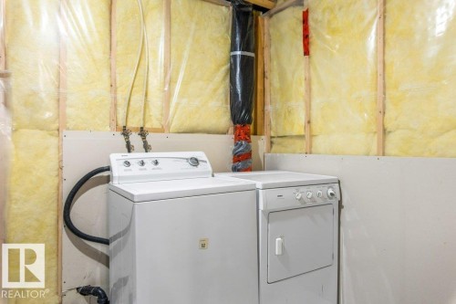 3 Holly Place, St. Albert, AB - Indoor Photo Showing Laundry Room