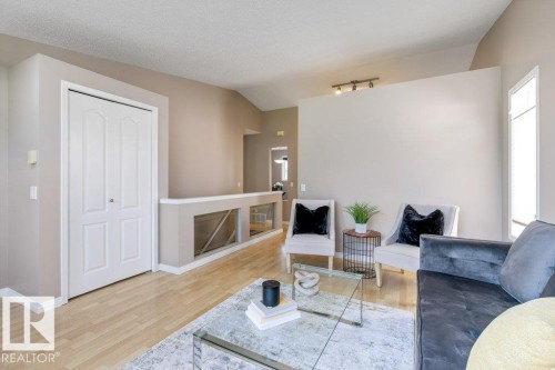 3 Holly Place, St. Albert, AB - Indoor Photo Showing Living Room