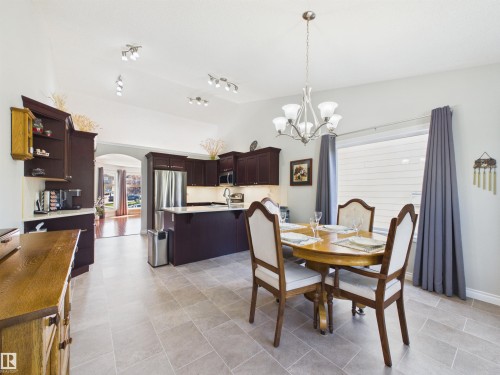 2043 Christopher Close, Sherwood Park, AB - Indoor Photo Showing Dining Room