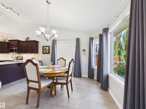 2043 Christopher Close, Sherwood Park, AB - Indoor Photo Showing Dining Room
