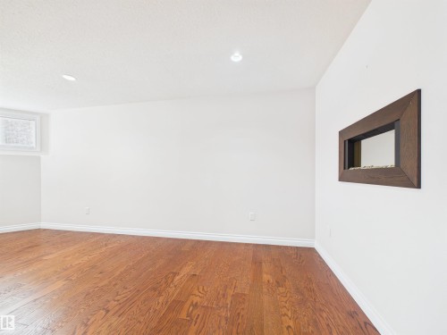 2043 Christopher Close, Sherwood Park, AB - Indoor Photo Showing Other Room