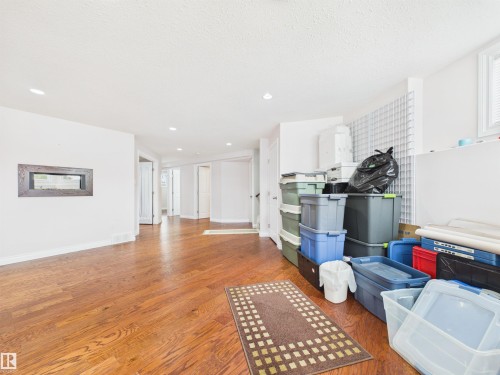 2043 Christopher Close, Sherwood Park, AB - Indoor