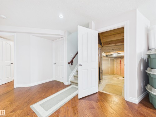 2043 Christopher Close, Sherwood Park, AB - Indoor Photo Showing Other Room