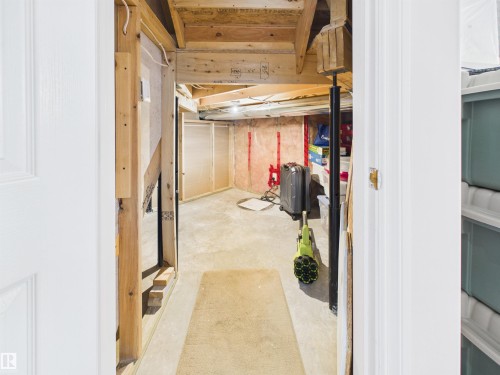 2043 Christopher Close, Sherwood Park, AB - Indoor