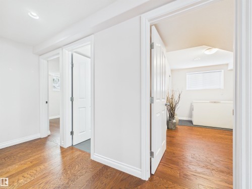 2043 Christopher Close, Sherwood Park, AB - Indoor Photo Showing Other Room