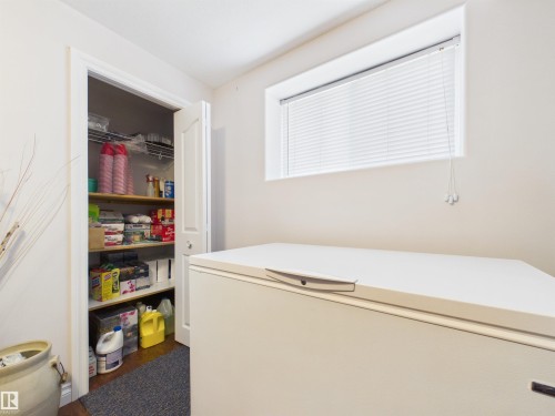 2043 Christopher Close, Sherwood Park, AB - Indoor