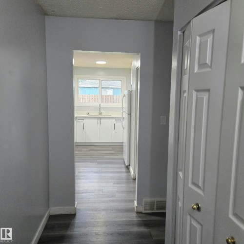 2613 105A Street Northwest, Edmonton, AB - Indoor Photo Showing Other Room