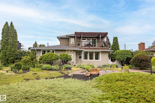 7215 96B Avenue Nw, Edmonton, AB - Outdoor With Balcony
