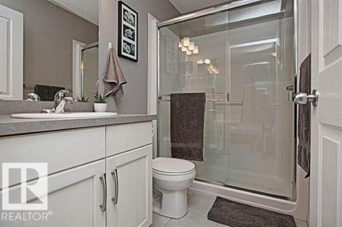#95 4050 Savaryn Dr Sw, Edmonton, AB - Indoor Photo Showing Bathroom