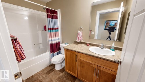 39 Culmac Road, Rural Parkland County, AB - Indoor Photo Showing Bathroom