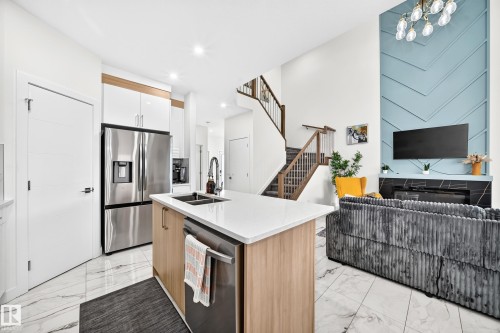 3605 41 Avenue, Beaumont, AB - Indoor Photo Showing Kitchen With Double Sink
