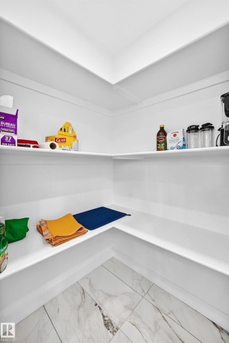 3605 41 Avenue, Beaumont, AB - Indoor