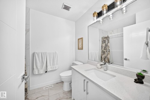 3605 41 Avenue, Beaumont, AB - Indoor Photo Showing Bathroom