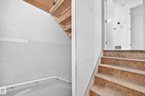 3605 41 Avenue, Beaumont, AB - Indoor Photo Showing Other Room