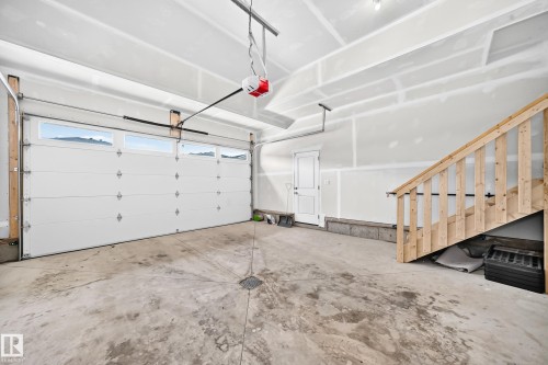 3605 41 Avenue, Beaumont, AB - Indoor Photo Showing Garage
