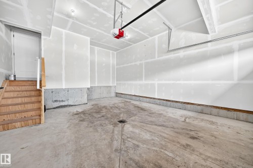 3605 41 Avenue, Beaumont, AB - Indoor