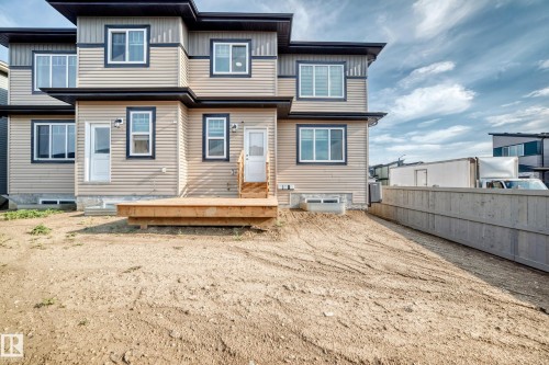 3605 41 Avenue, Beaumont, AB - Outdoor With Facade