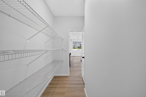 7722 174A Avenue Nw, Edmonton, AB - Indoor With Storage