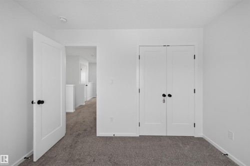 7722 174A Avenue Nw, Edmonton, AB - Indoor Photo Showing Other Room