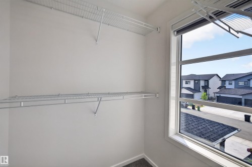 7722 174A Avenue Nw, Edmonton, AB - Indoor With Storage